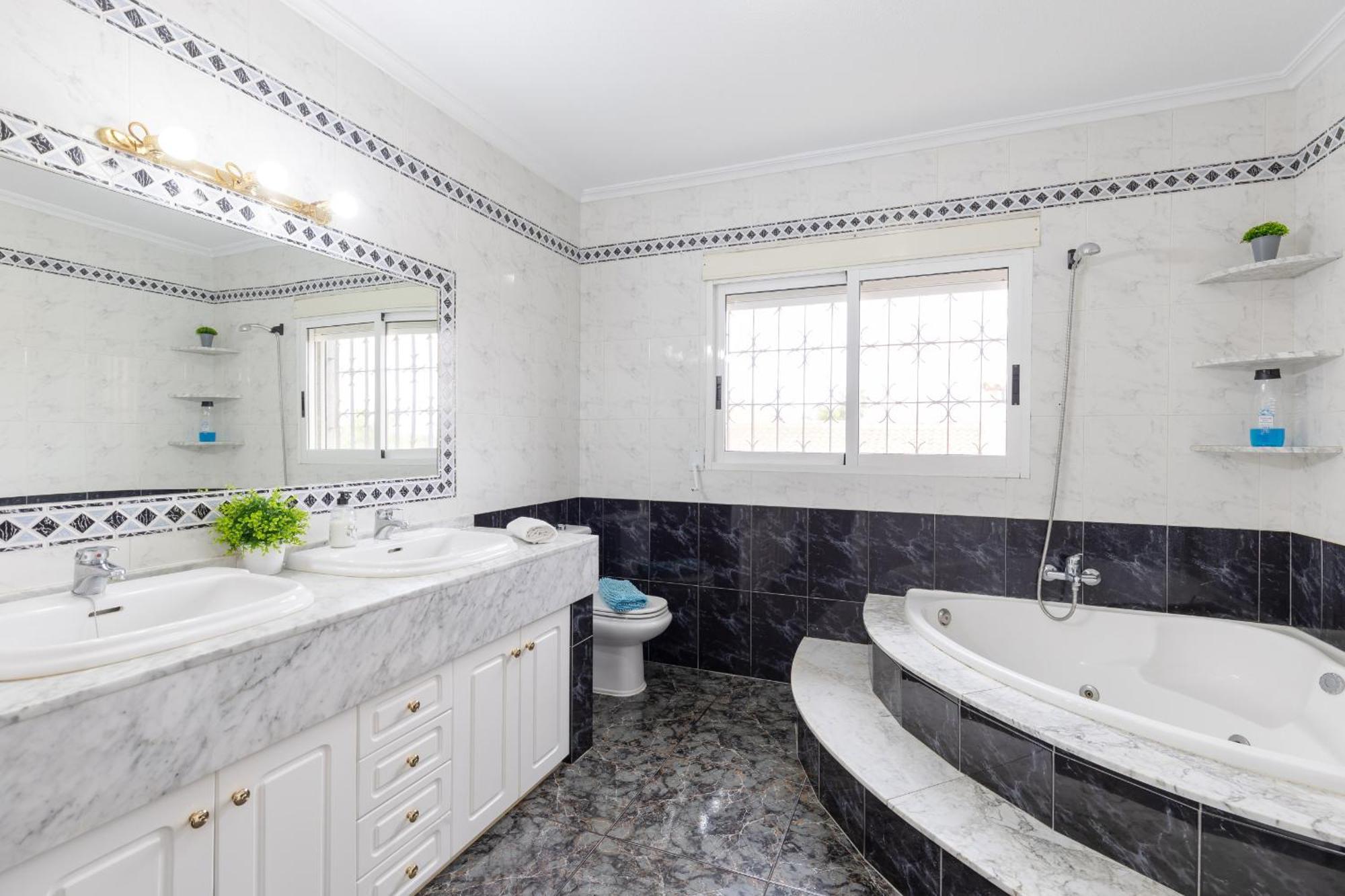 Fidalsa White House Premium Villa Tangel Ngoại thất bức ảnh